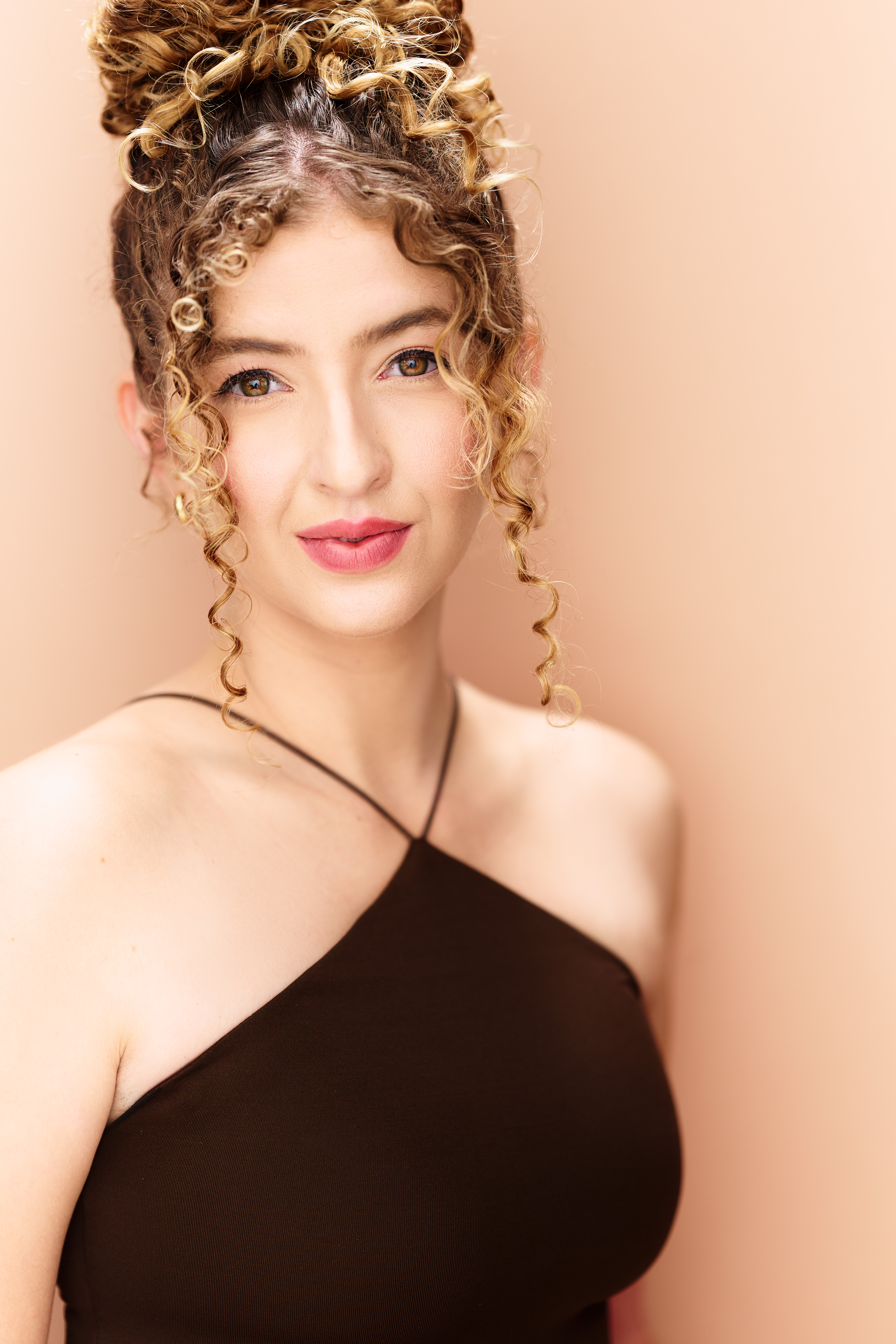 Headshot of Valerie Trapp